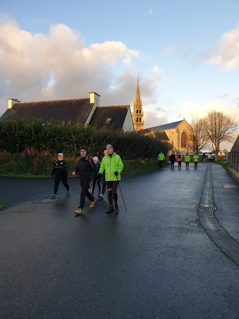 La marche à ploudaniel